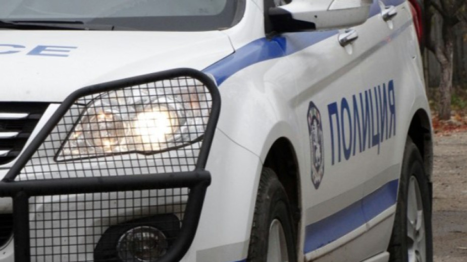 Двама задържани в Бургас за наркотици