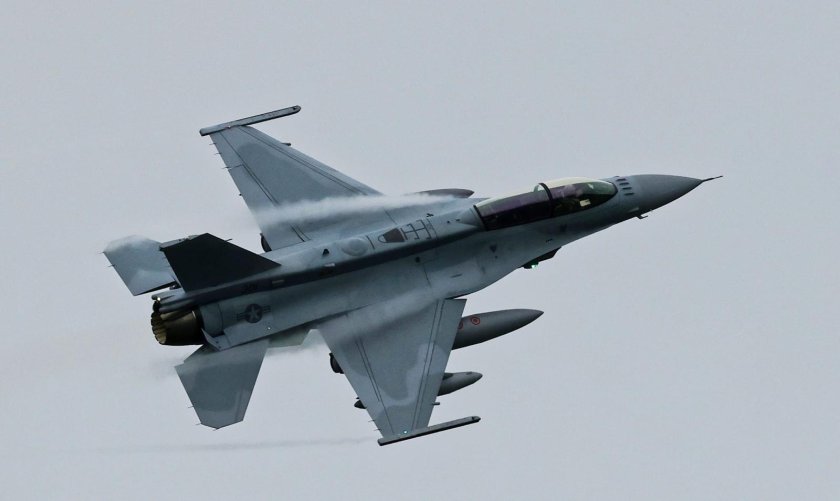 Скандал около първия български F-16: Технически проблем или политическа спекулация?