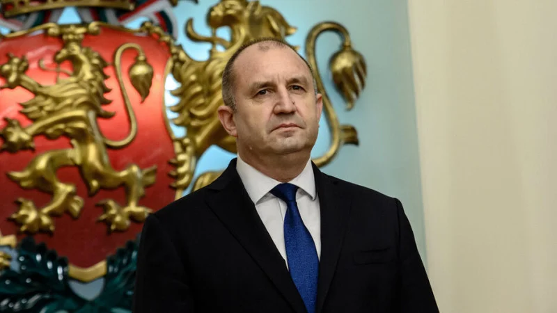 Президентът Румен Радев предлага национален референдум за въвеждането на еврото в България през 2026 година