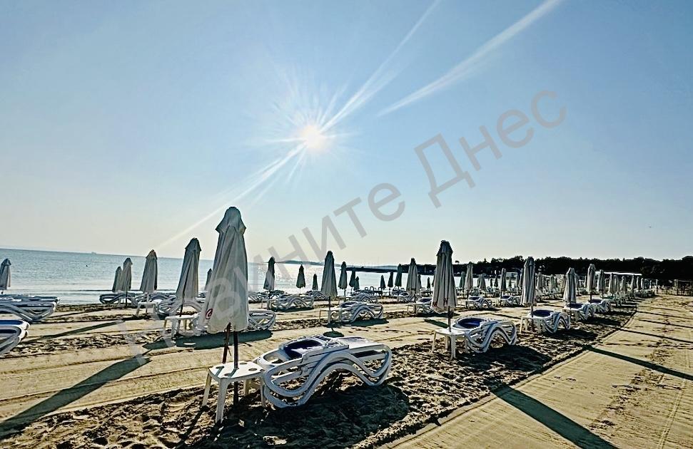Юлско слънце сгорещява страната: Опасни жеги до 39°, бриз и прохлада по крайбрежието