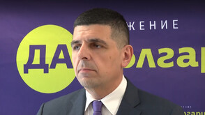 Ивайло Мирчев: България е на път да поеме към „мека диктатура“ под контрола на Пеевски