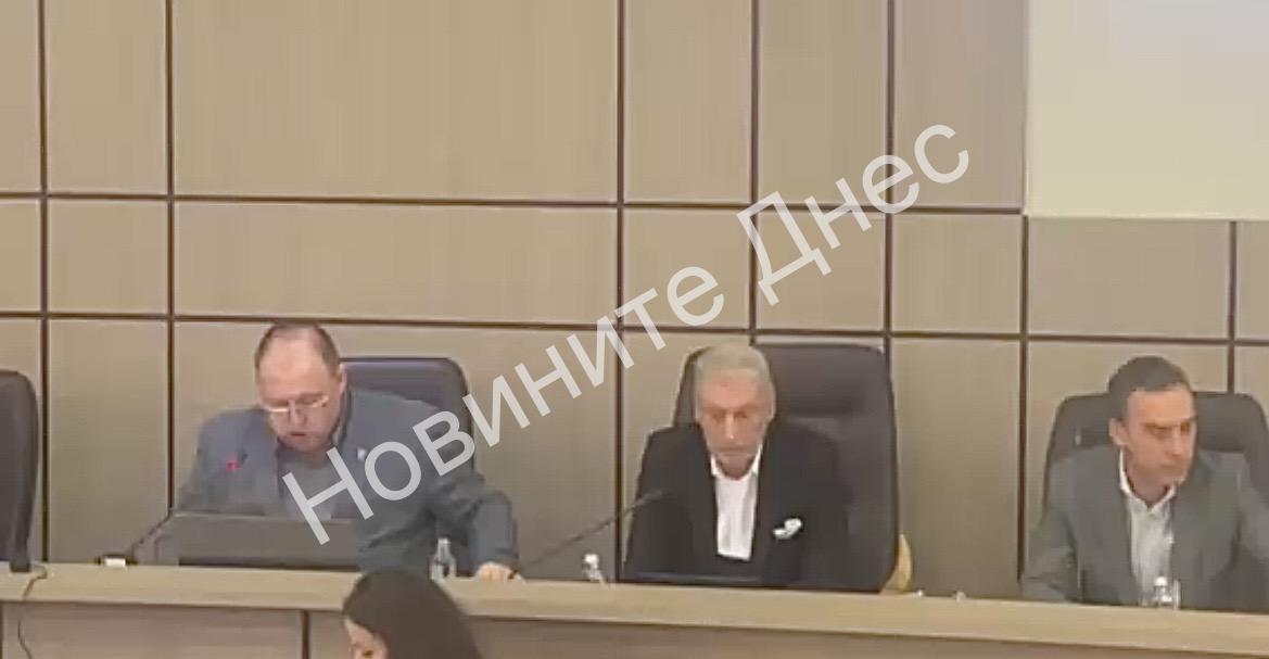 Тридесето общинско заседание в Бургас стартира с ключови решения за развитието на града(снимки-видео)