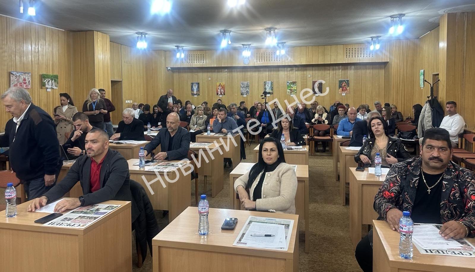 Общинският съвет на Средец отхвърли спорни предложения за земеделски имоти и съхранение на енергия(видео-снимки)