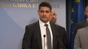 Радостин Василев: Наталия Киселова е укривала сигнали за документни престъпления, свързани с партия „Величие“
