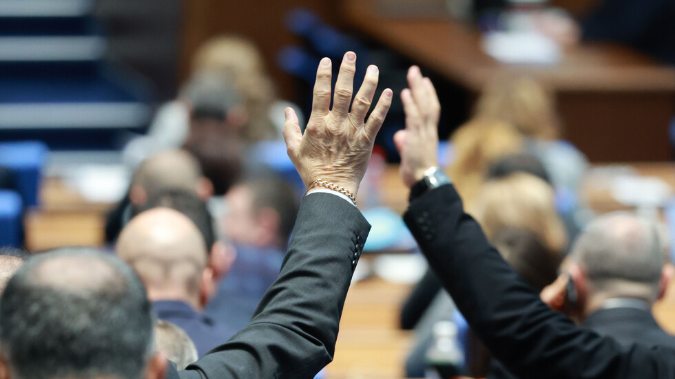 Парламентът обсъжда промени в Изборния кодекс