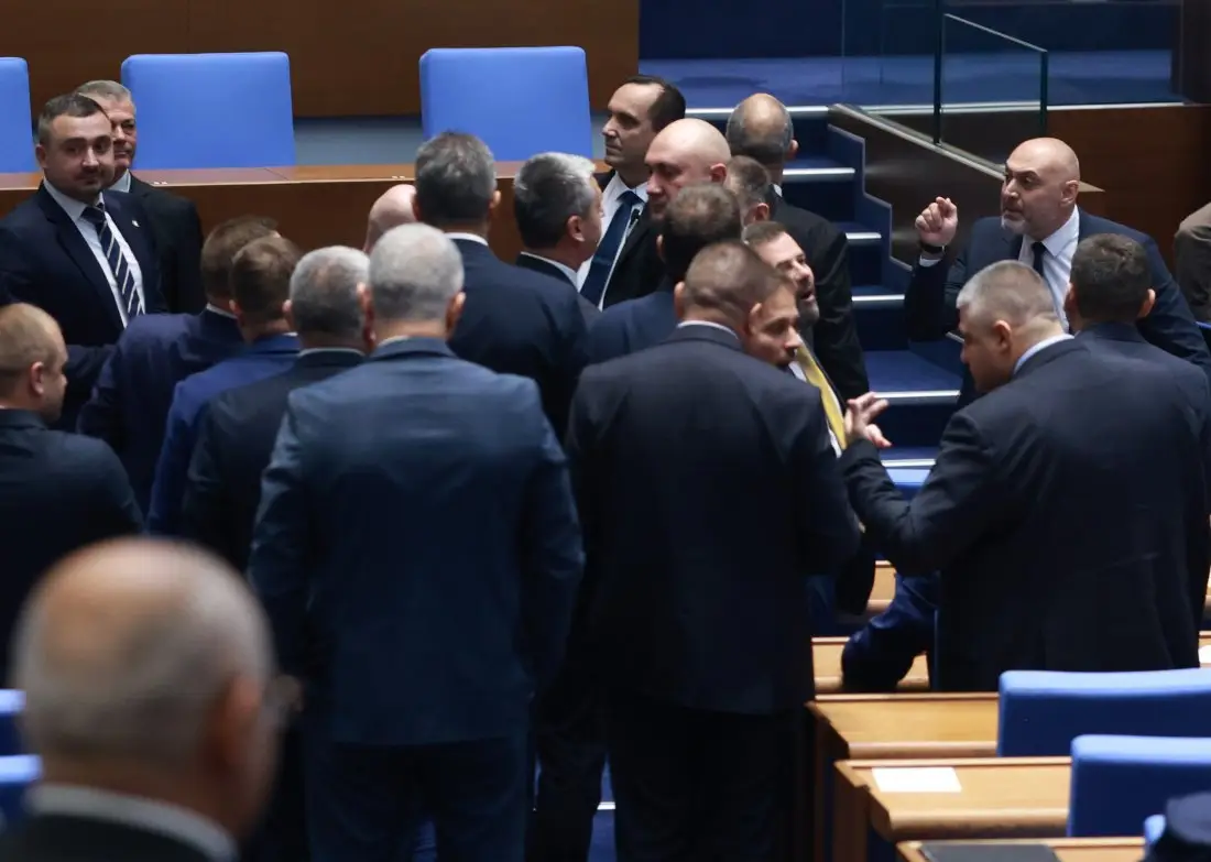 „ДПС – Ново начало“ иска изслушване в парламента заради риска от горивна криза