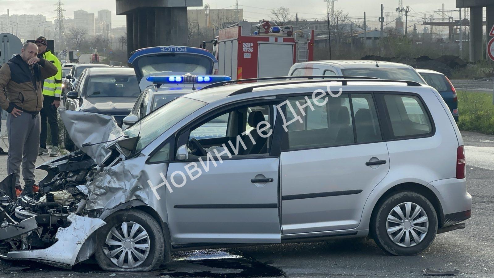 13-годишно момче ударено от лек автомобил на улица „Янко Комитов“ в Бургас