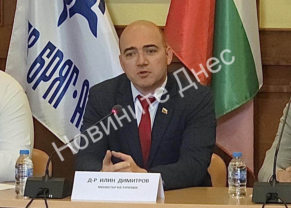 Илин Димитров: Наводненията вече удрят туризма и водят до откази от резервации