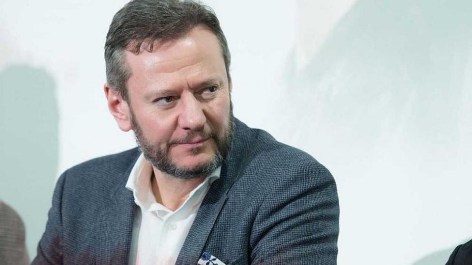 Министърът на културата Евтим Милошев скандализира: НДК генерира милиони евро загуба, докато директорката му взима хиляди заплата