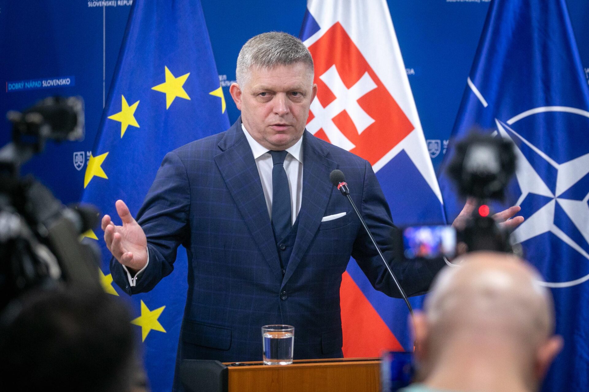 Роберт Фицо