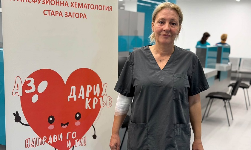 Лекари от „Сърце и мозък“ и доброволци дариха кръв в Плевен и Бургас: една акция може да спаси до три живота (СНИМКИ)
