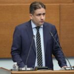 Божидар Божанов